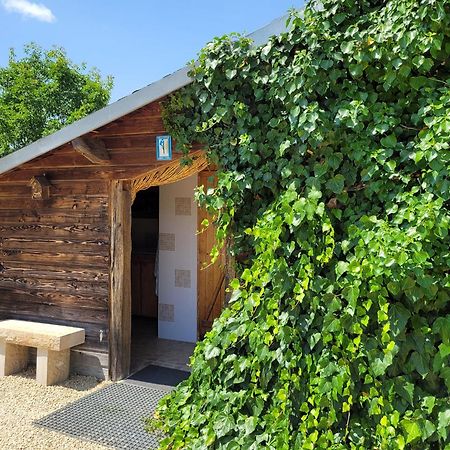 La Maison Ronde Et Ses 2 Cahutes Monthoiron Zewnętrze zdjęcie